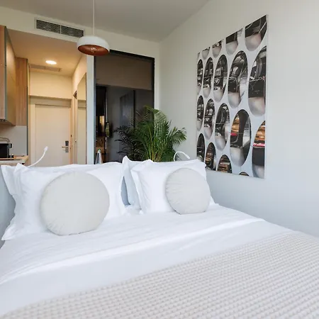 Moonlight Aparthotel