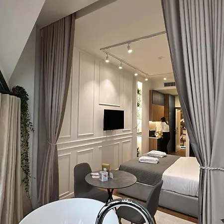 Moonlight Aparthotel *