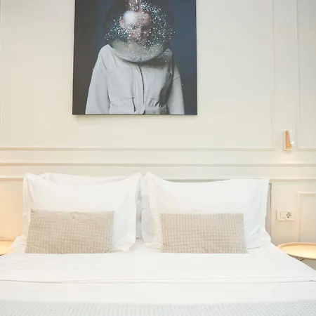 Moonlight 3* Tirana