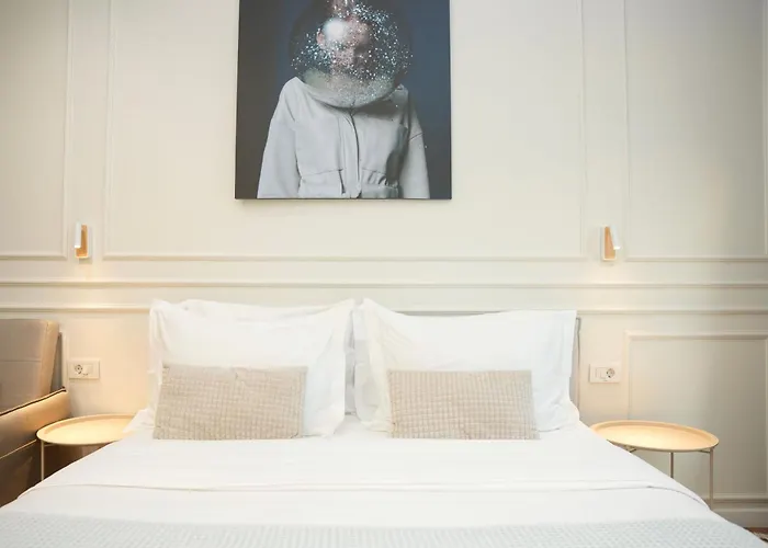 Moonlight 3* Tirana